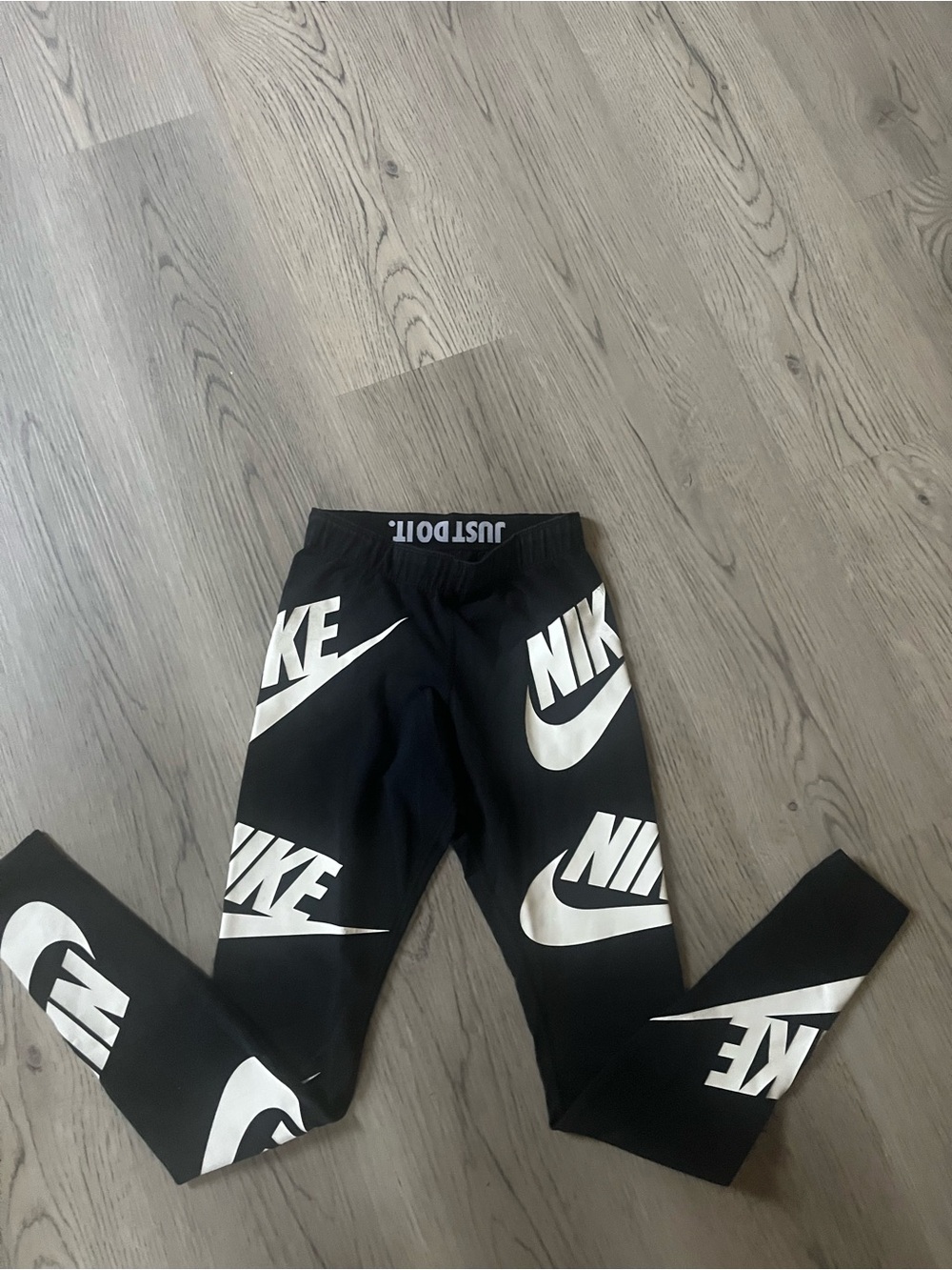Nike “Just do it”' Black Logo Leggings - Bold White Swoosh